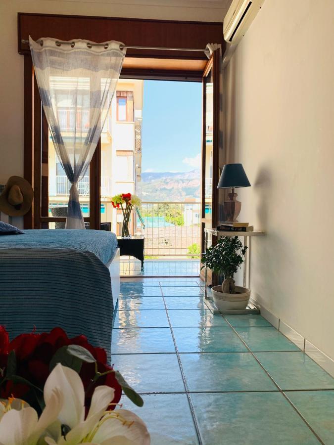 Sorrento Moon公寓 外观 照片