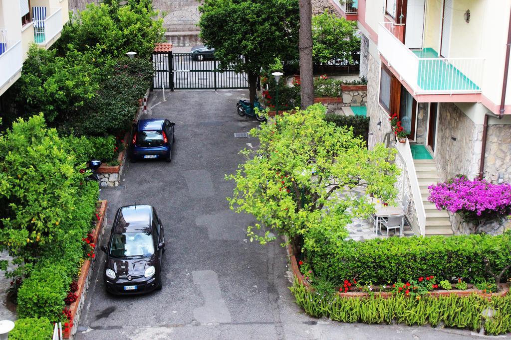 Sorrento Moon公寓 外观 照片